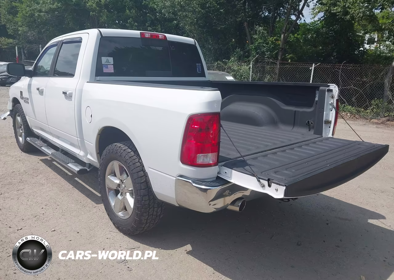 2016 Ram 1500 Big Horn VIN:3C6RR7LT4GG225675 - 3
