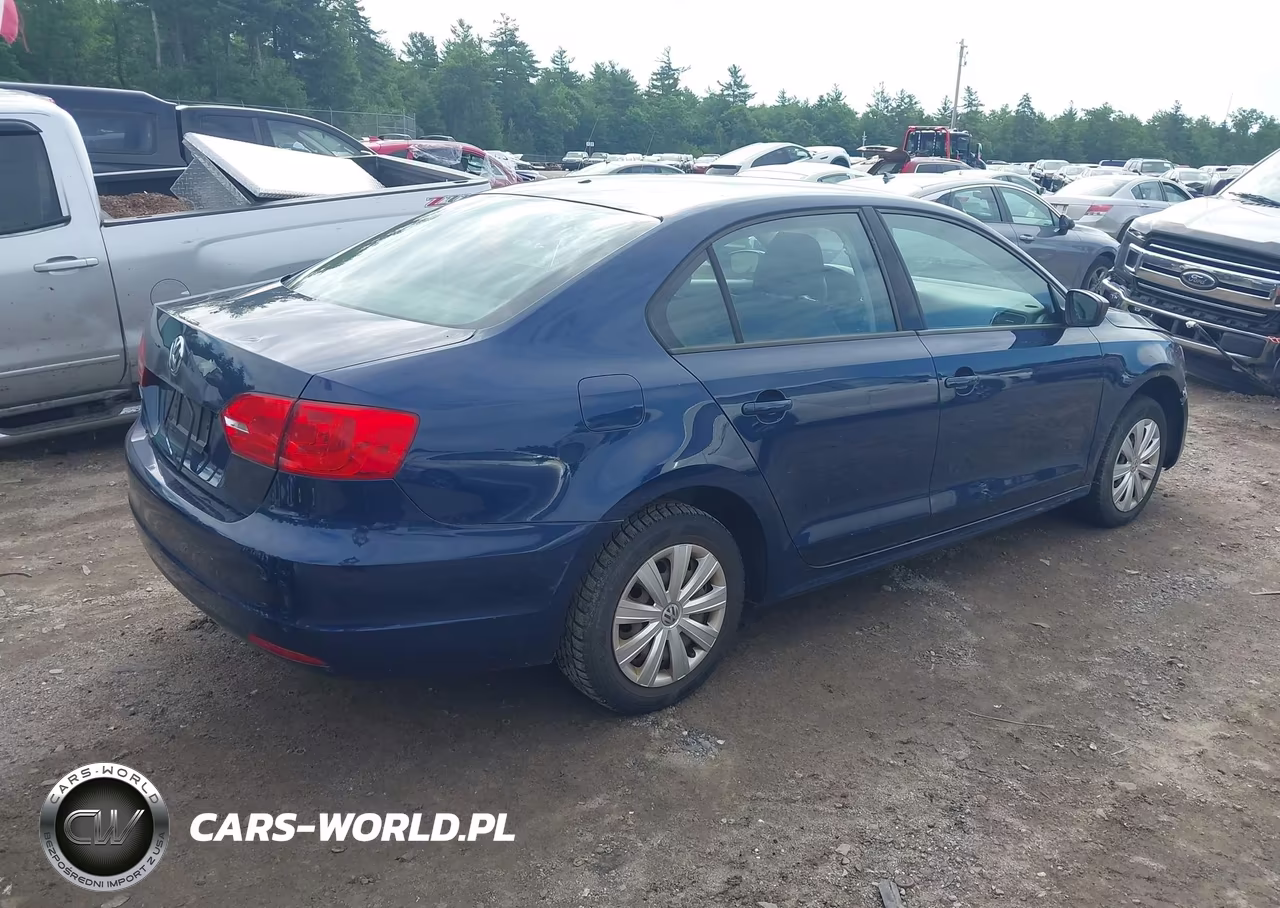 2013 Volkswagen Jetta 2.0L S VIN:3VW1K7AJ9DM257107 - 4