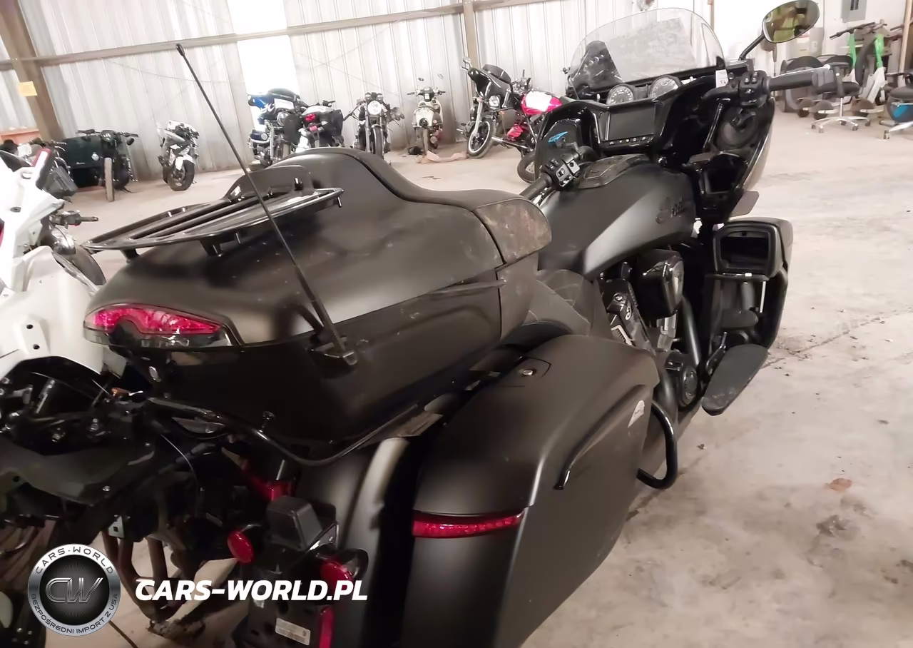 2025 Indian Motorcycle Co. Pursuit Dark Horse VIN:56KLDDSS3S3440202 - 4
