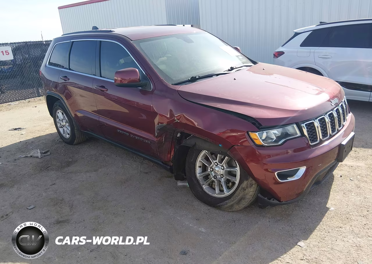 2018 Jeep Grand Cherokee Laredo 4X2 VIN:1C4RJEAG3JC444177 - 1