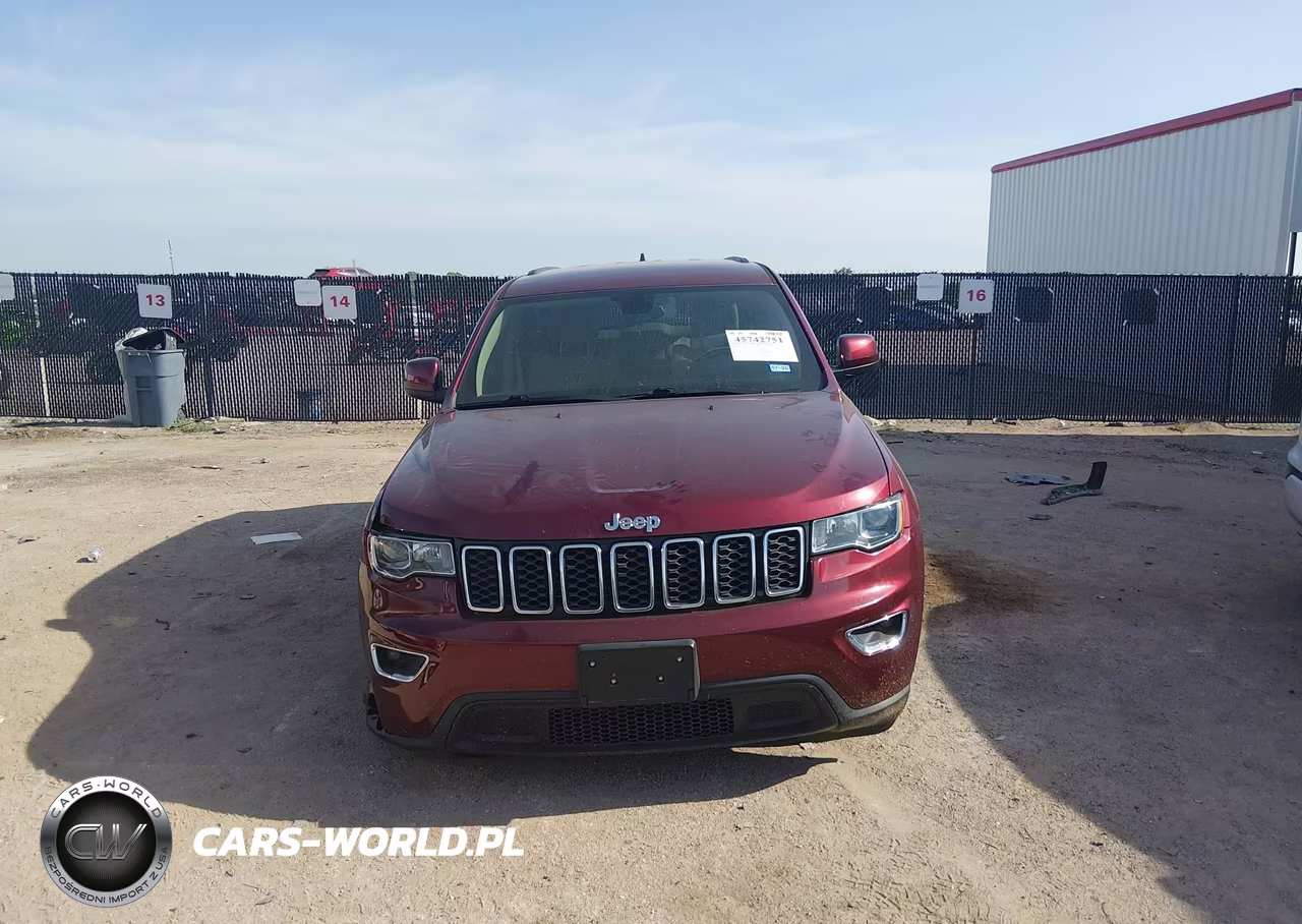 2018 Jeep Grand Cherokee Laredo 4X2 VIN:1C4RJEAG3JC444177 - 12