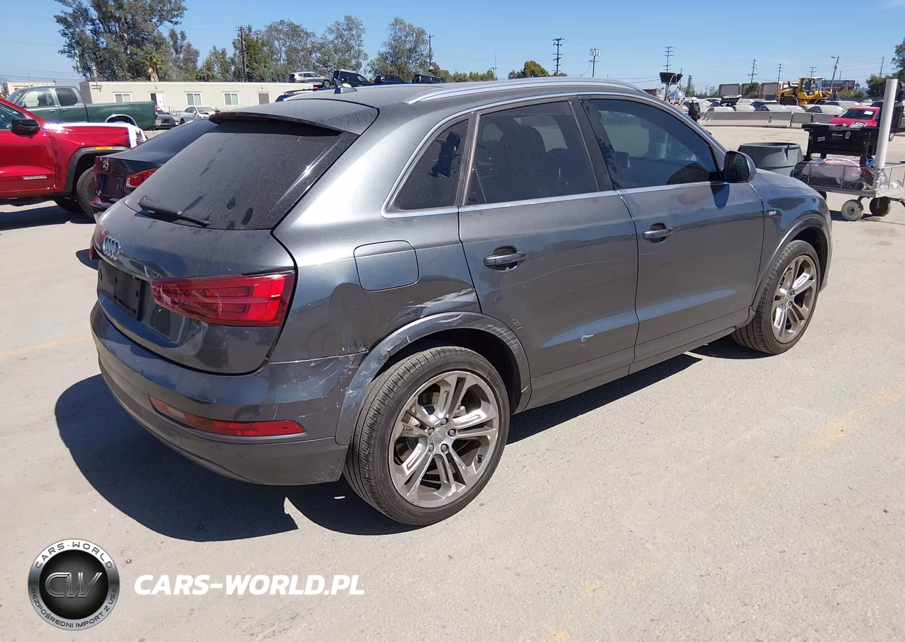 2018 Audi Q3 2.0T Premium-2.0T Sport Premium VIN:WA1HCCFS8JR007922 - 4