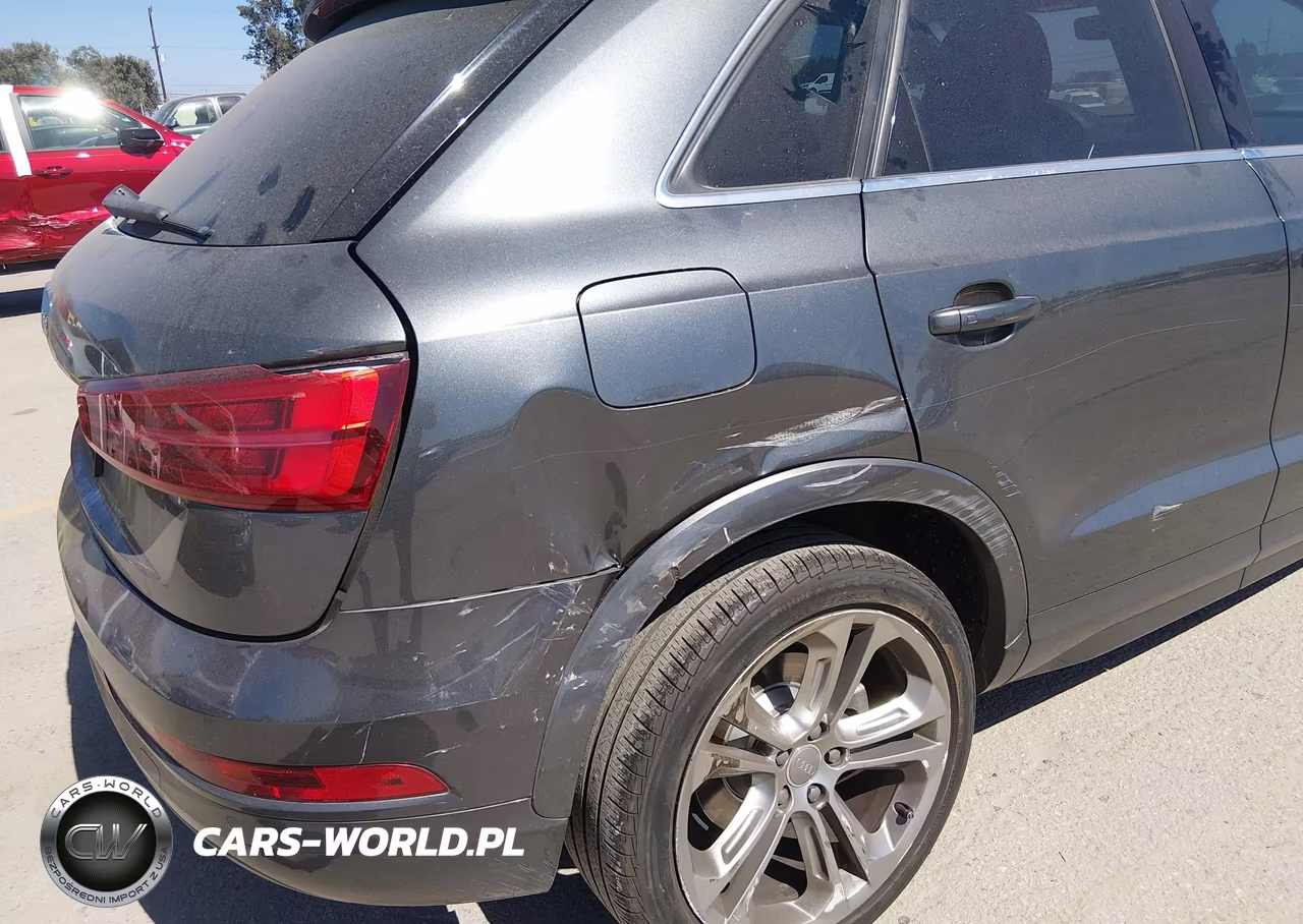 2018 Audi Q3 2.0T Premium-2.0T Sport Premium VIN:WA1HCCFS8JR007922 - 6