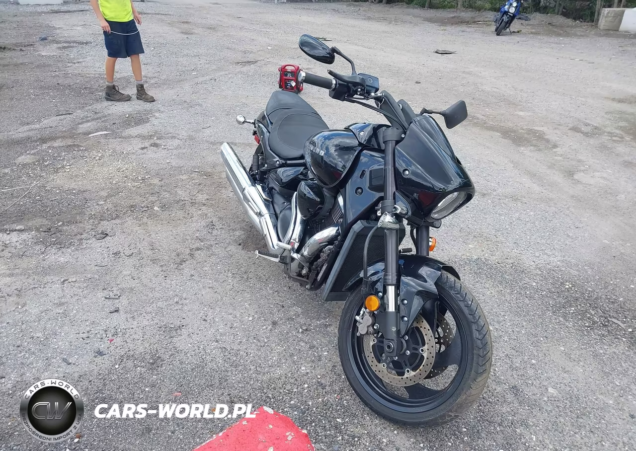 2016 Suzuki Vz1500