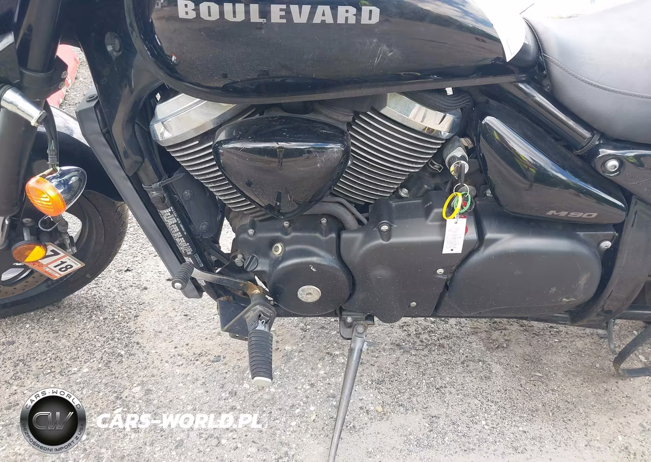 2016 Suzuki Vz1500 VIN:JS1VY55A3G2100020 - 9