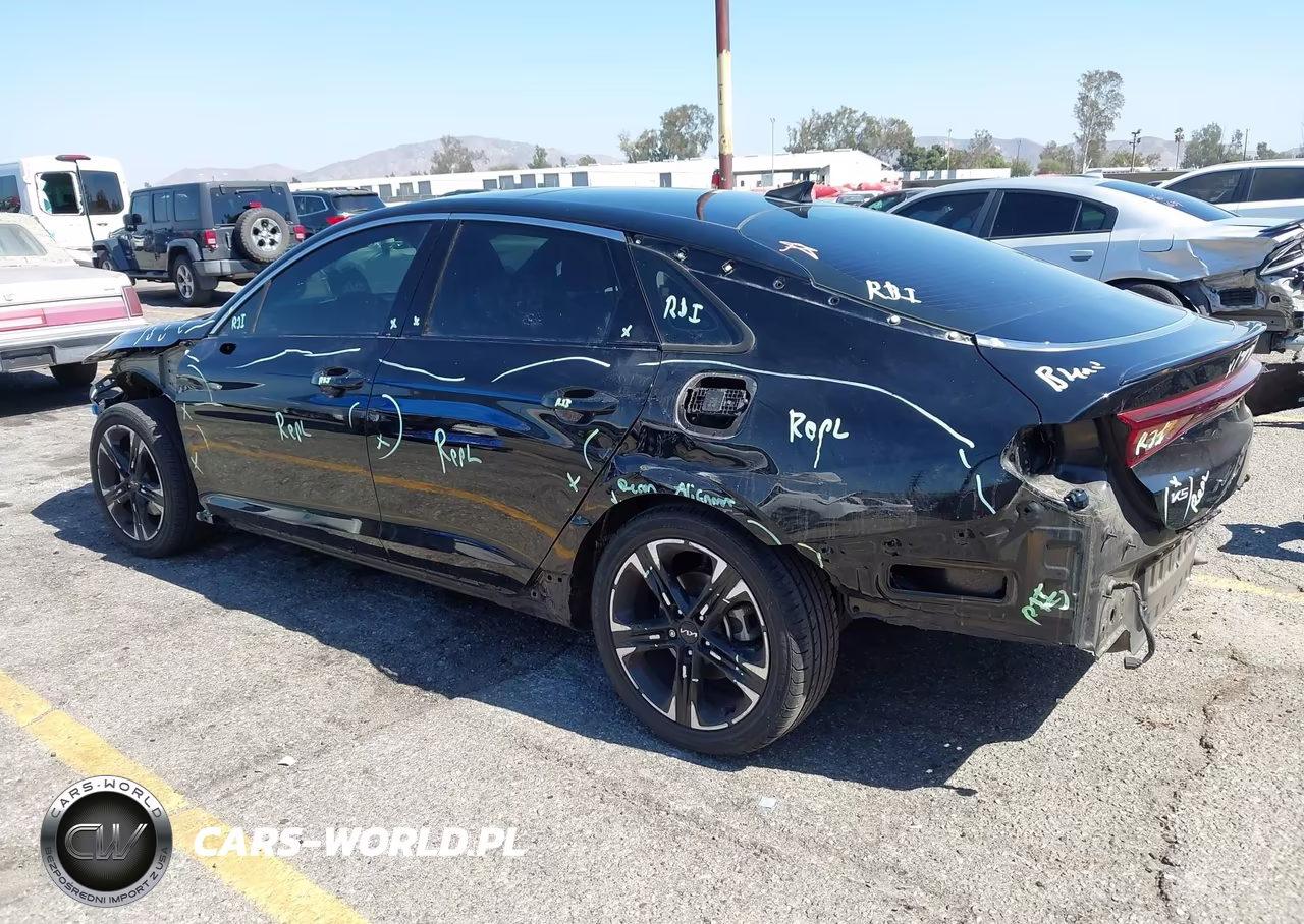 2024 Kia K5 Gt-Line VIN:5XXG64J28RG267211 - 3
