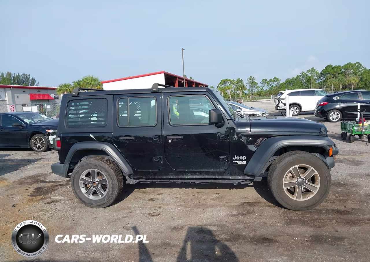 2020 Jeep Wrangler Unlimited Sport 4X4 VIN:1C4HJXDN2LW345773 - 13