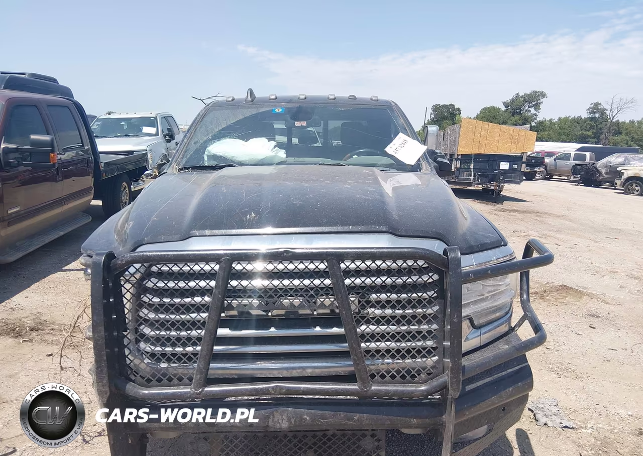 2021 Ram 3500 VIN:3C63RRKL3MG529076 - 12