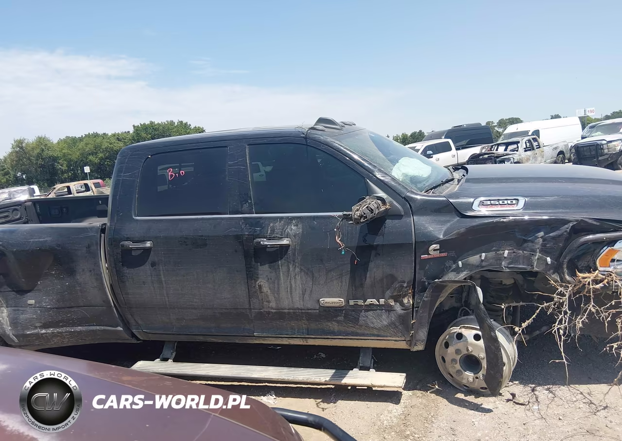 2021 Ram 3500 VIN:3C63RRKL3MG529076 - 13