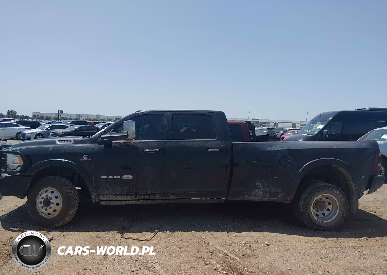 2021 Ram 3500 VIN:3C63RRKL3MG529076 - 14