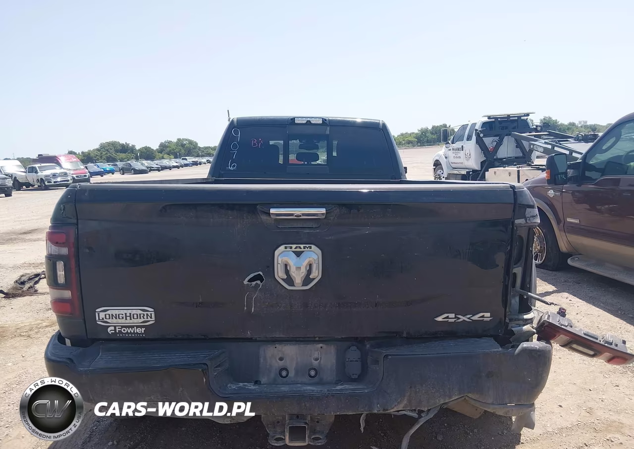 2021 Ram 3500 VIN:3C63RRKL3MG529076 - 15