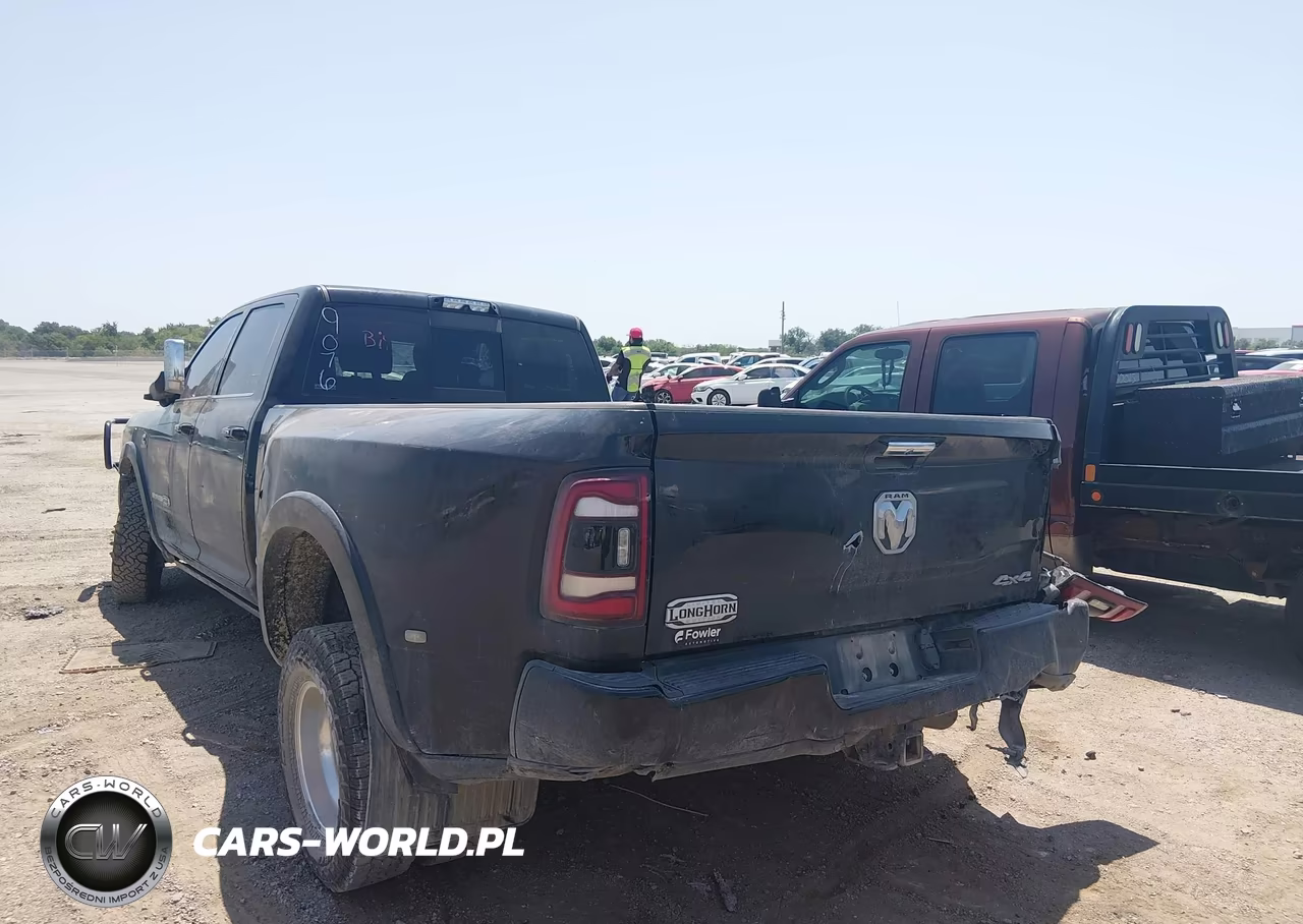2021 Ram 3500 VIN:3C63RRKL3MG529076 - 3