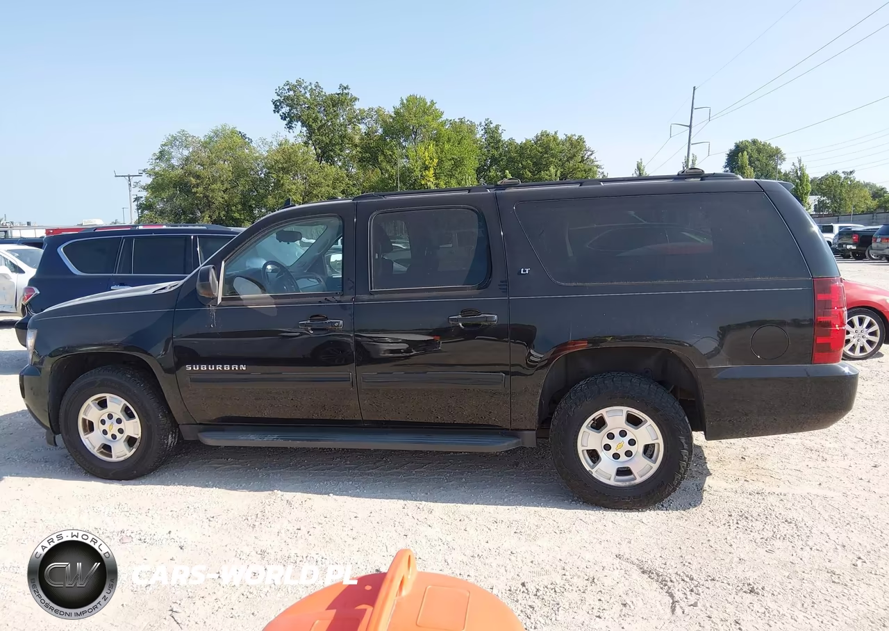 2011 Chevrolet Suburban Lt VIN:1GNSKJE36BR343378 - 12