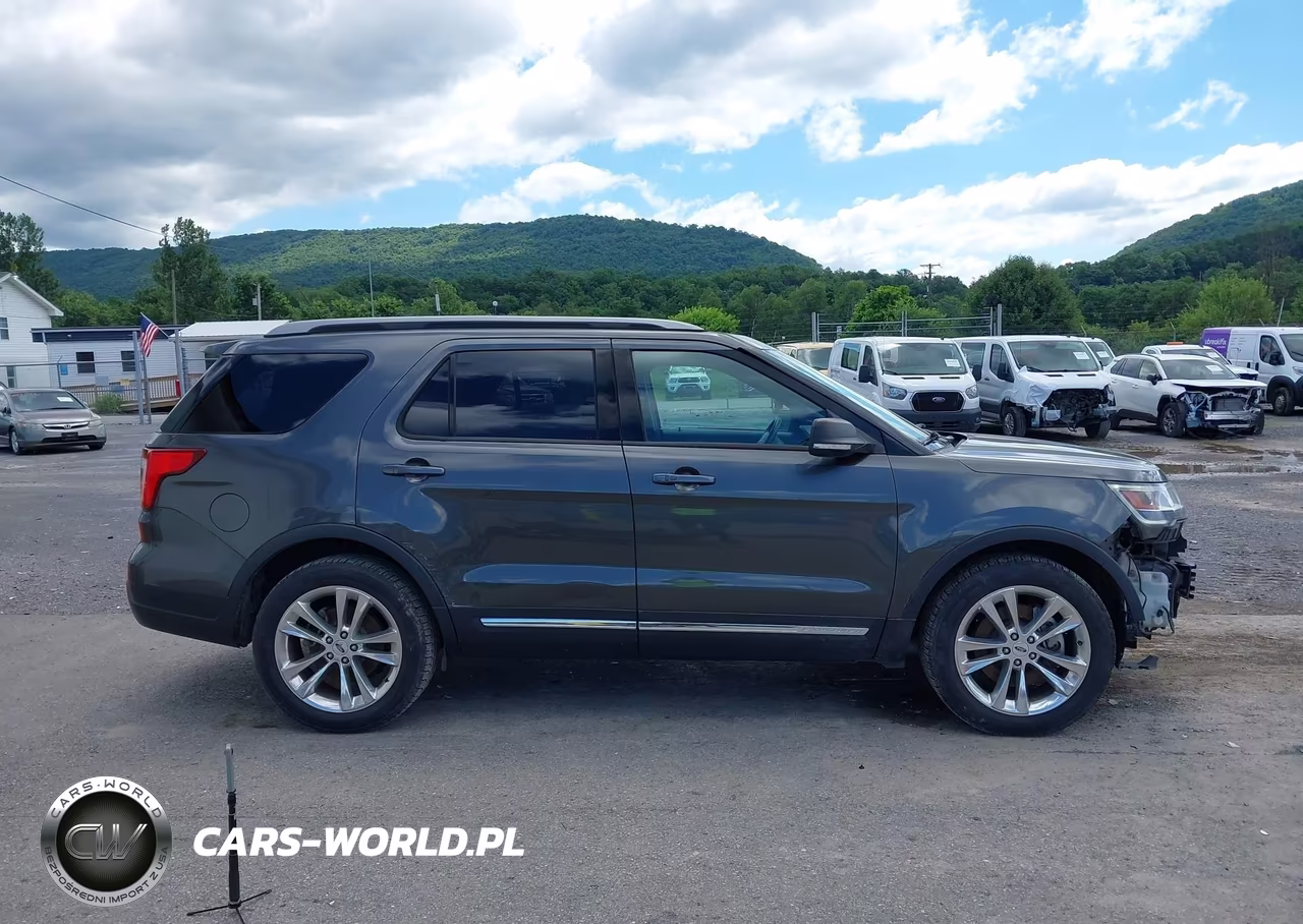 2019 Ford Explorer Xlt VIN:1FM5K7D88KGA41992 - 14