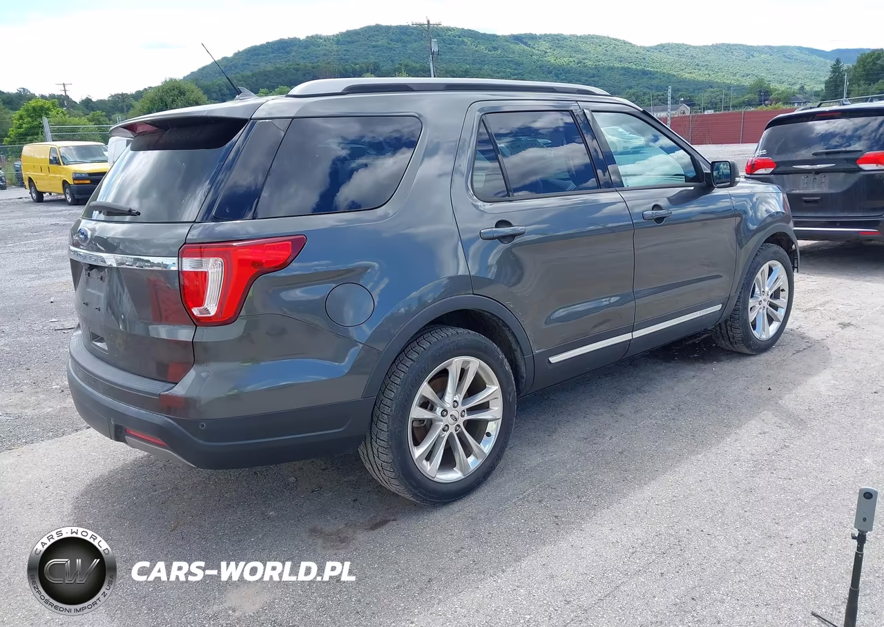 2019 Ford Explorer Xlt VIN:1FM5K7D88KGA41992 - 4