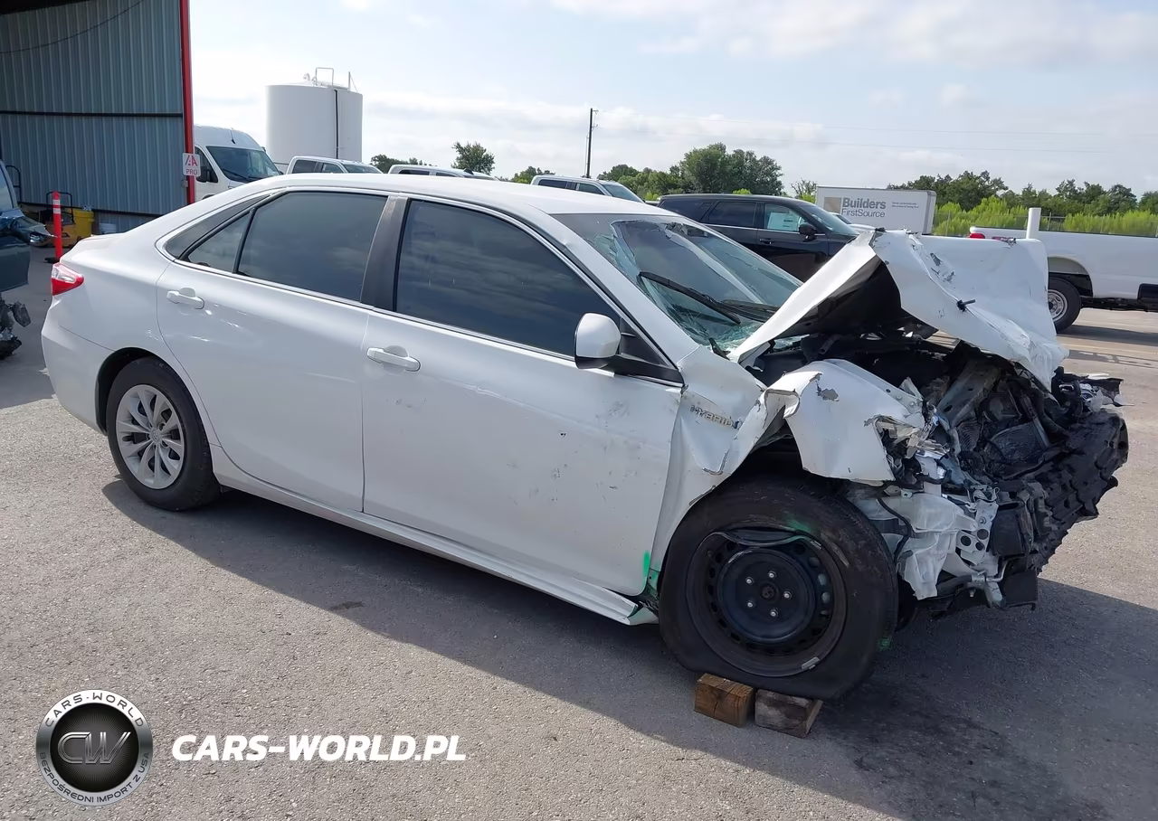2016 Toyota Camry Hybrid Le – zdjęcie 1 z 20