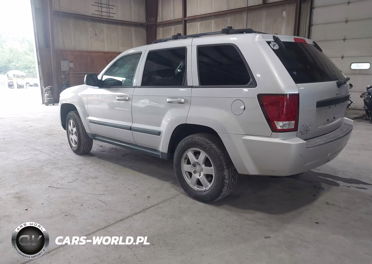2008 Jeep Grand Cherokee Laredo VIN:1J8GR48K08C226155 - 3