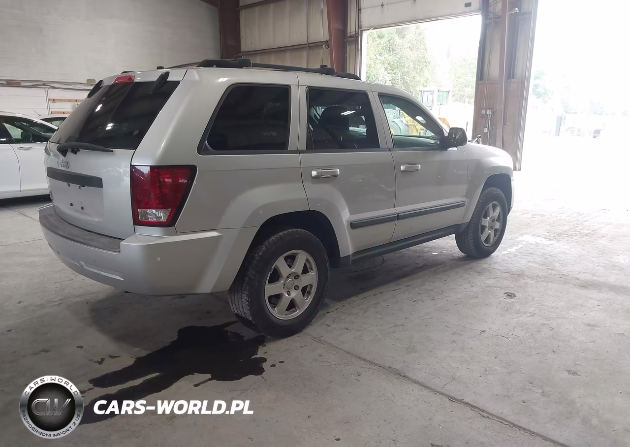 2008 Jeep Grand Cherokee Laredo VIN:1J8GR48K08C226155 - 4