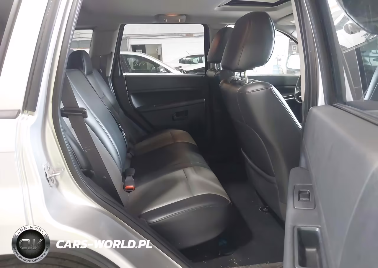 2008 Jeep Grand Cherokee Laredo VIN:1J8GR48K08C226155 - 8