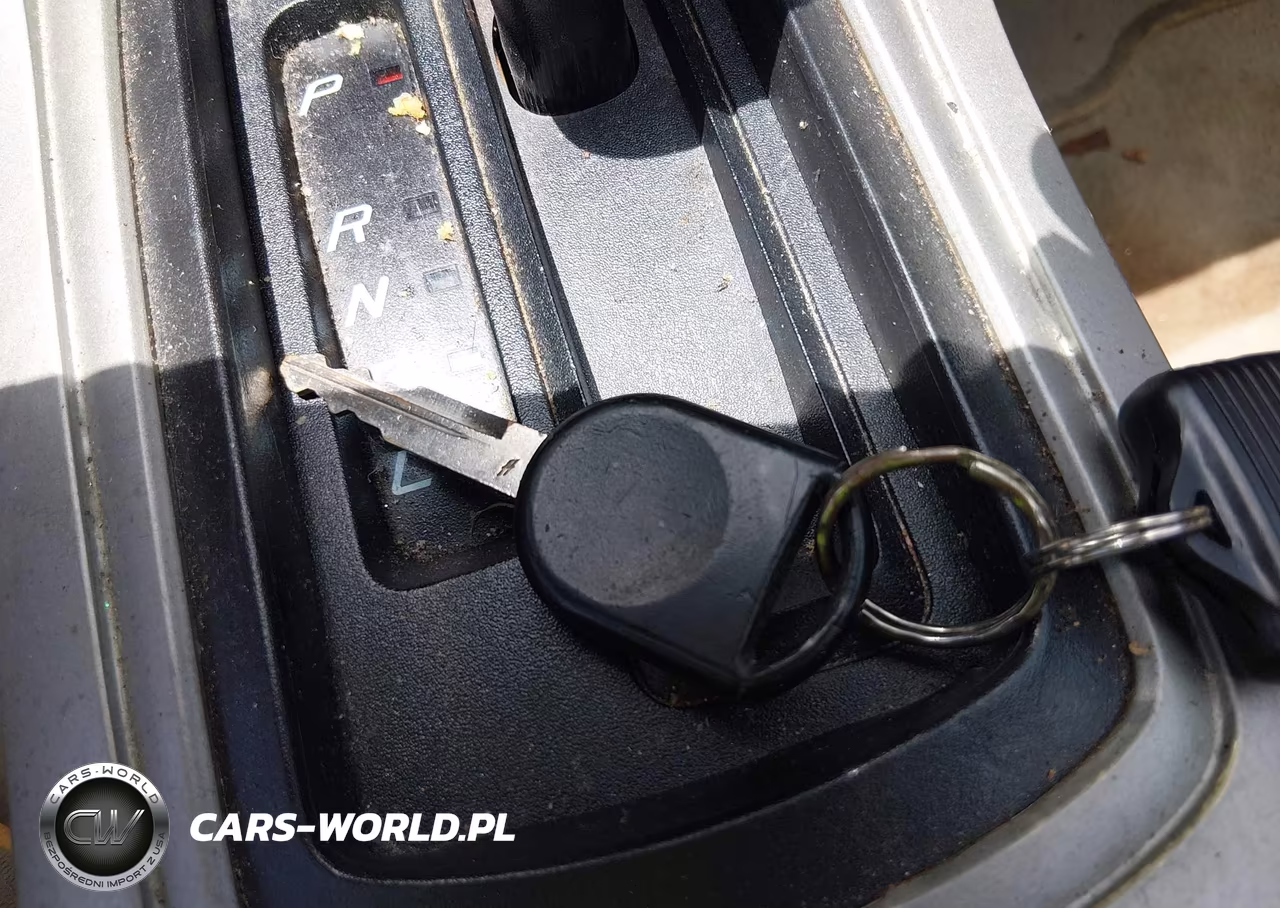 2008 Ford Focus Se-Ses VIN:1FAHP35N48W248223 - 11