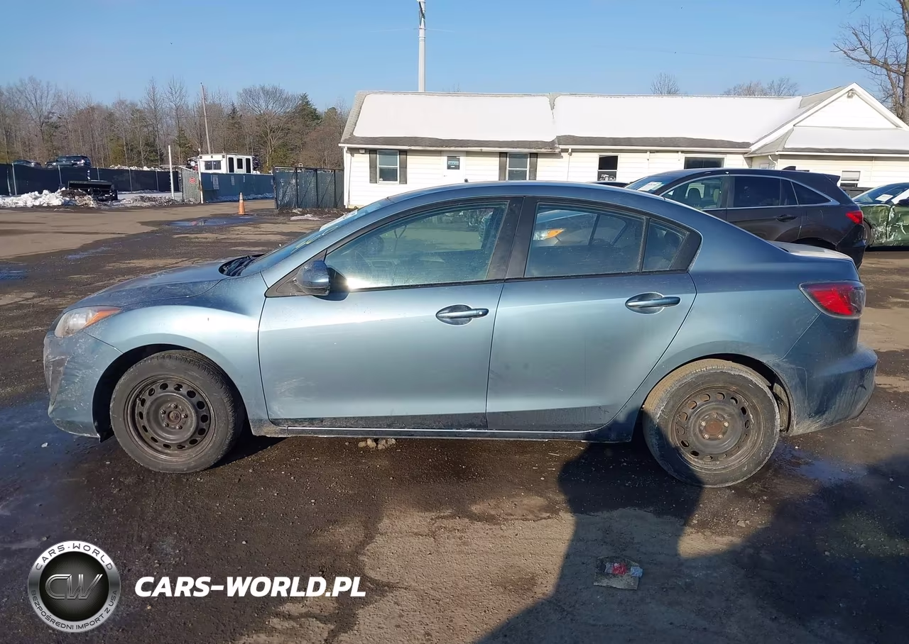 2011 Mazda Mazda3 I Sport VIN:JM1BL1UG0B1428905 - 14