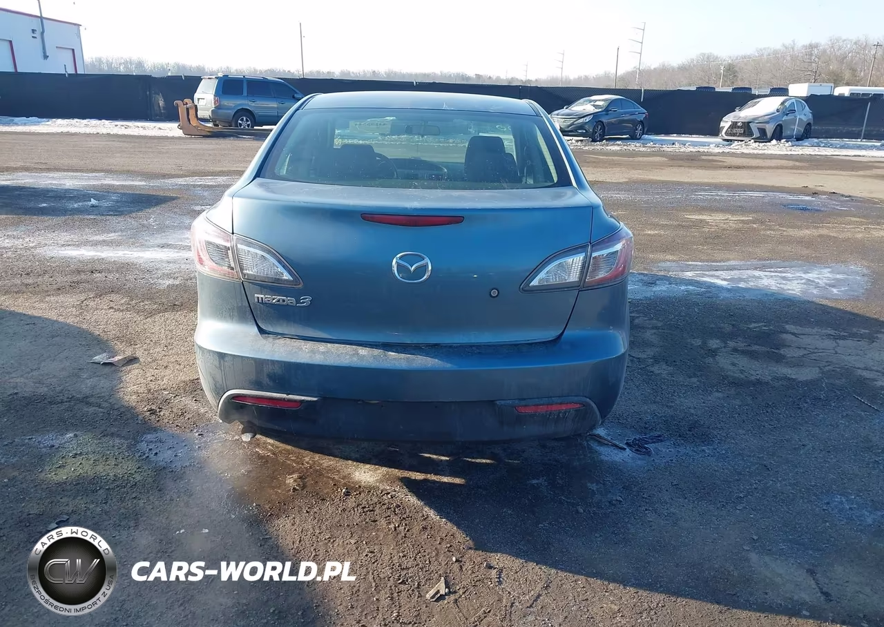 2011 Mazda Mazda3 I Sport VIN:JM1BL1UG0B1428905 - 16