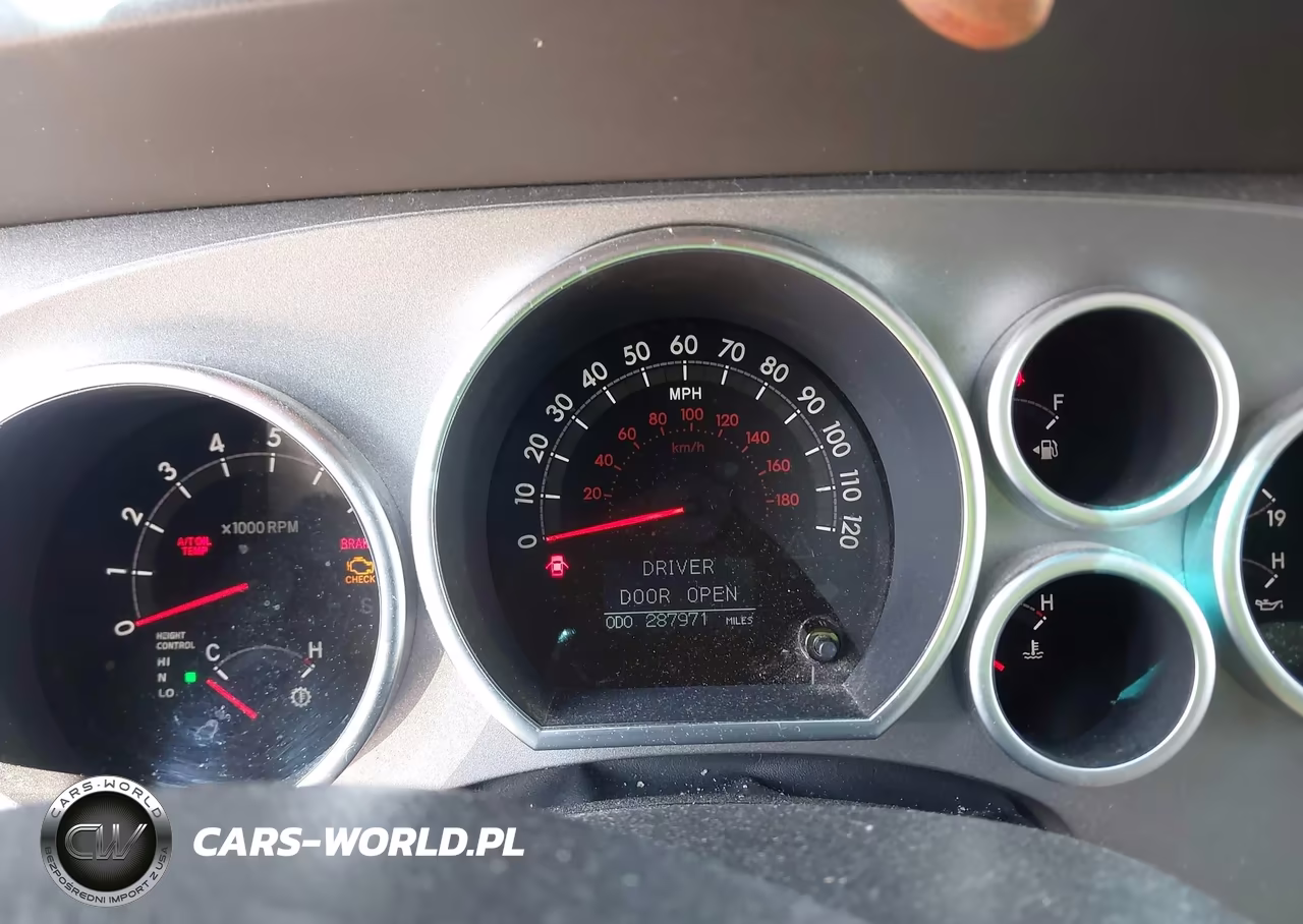 2010 Toyota Sequoia Platinum 5.7L V8 VIN:5TDYY5G11AS023258 - 7