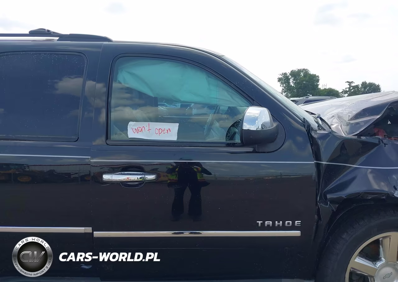 2013 Chevrolet Tahoe Ltz VIN:1GNSCCE00DR322267 - 5