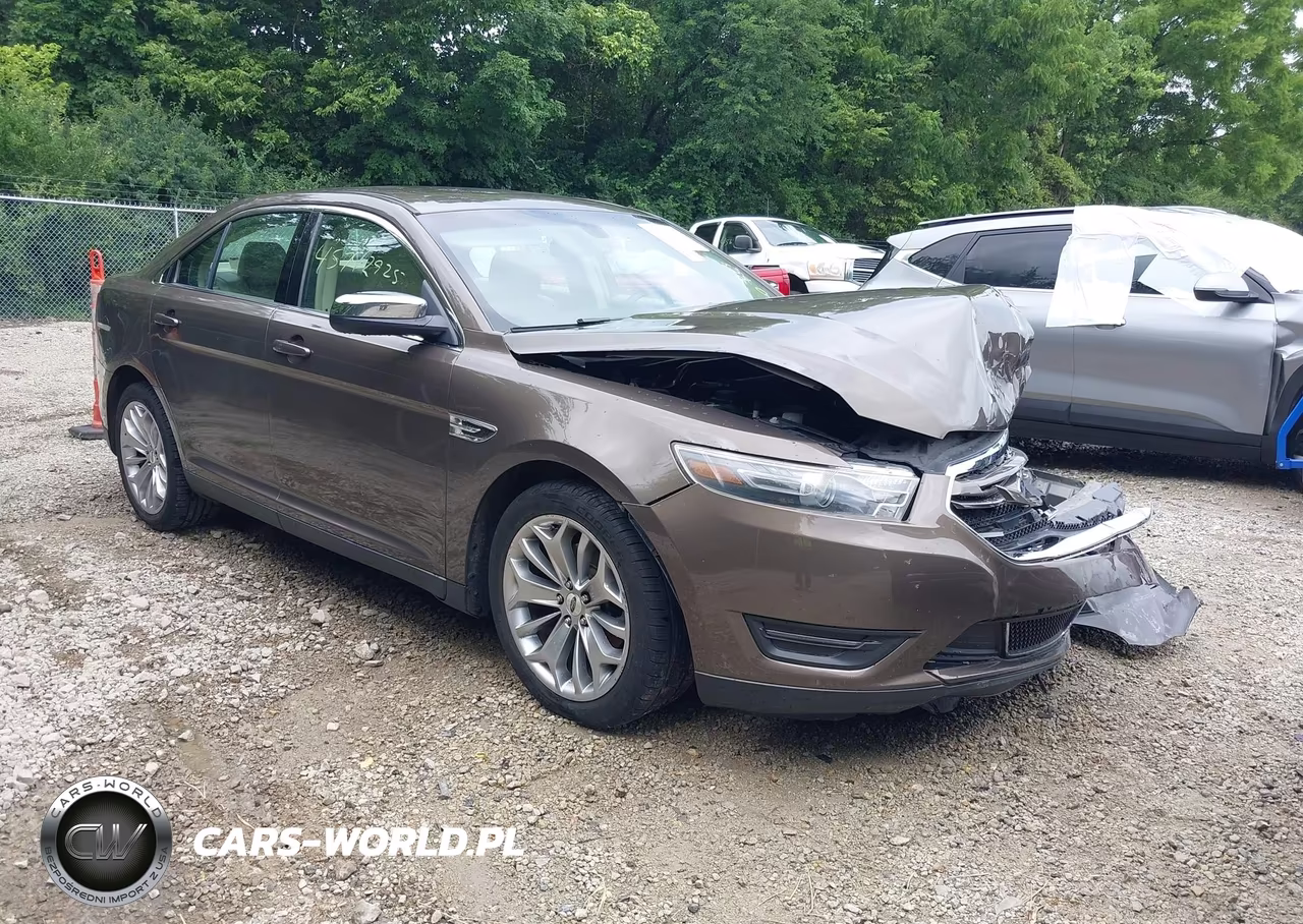 2015 Ford Taurus Limited – zdjęcie 1 z 17