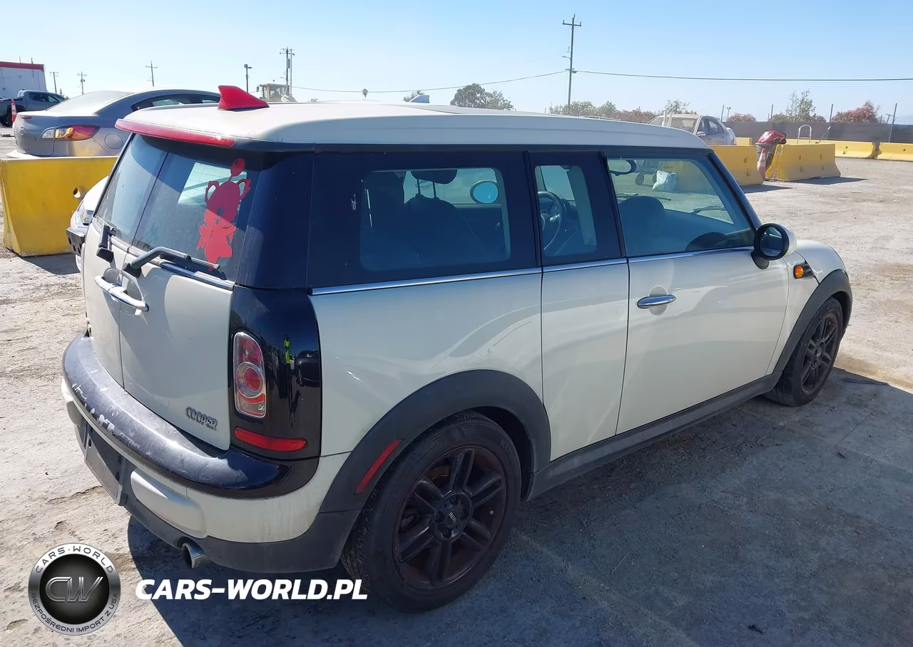 2014 Mini Clubman Cooper VIN:WMWZF3C59ET571410 - 4