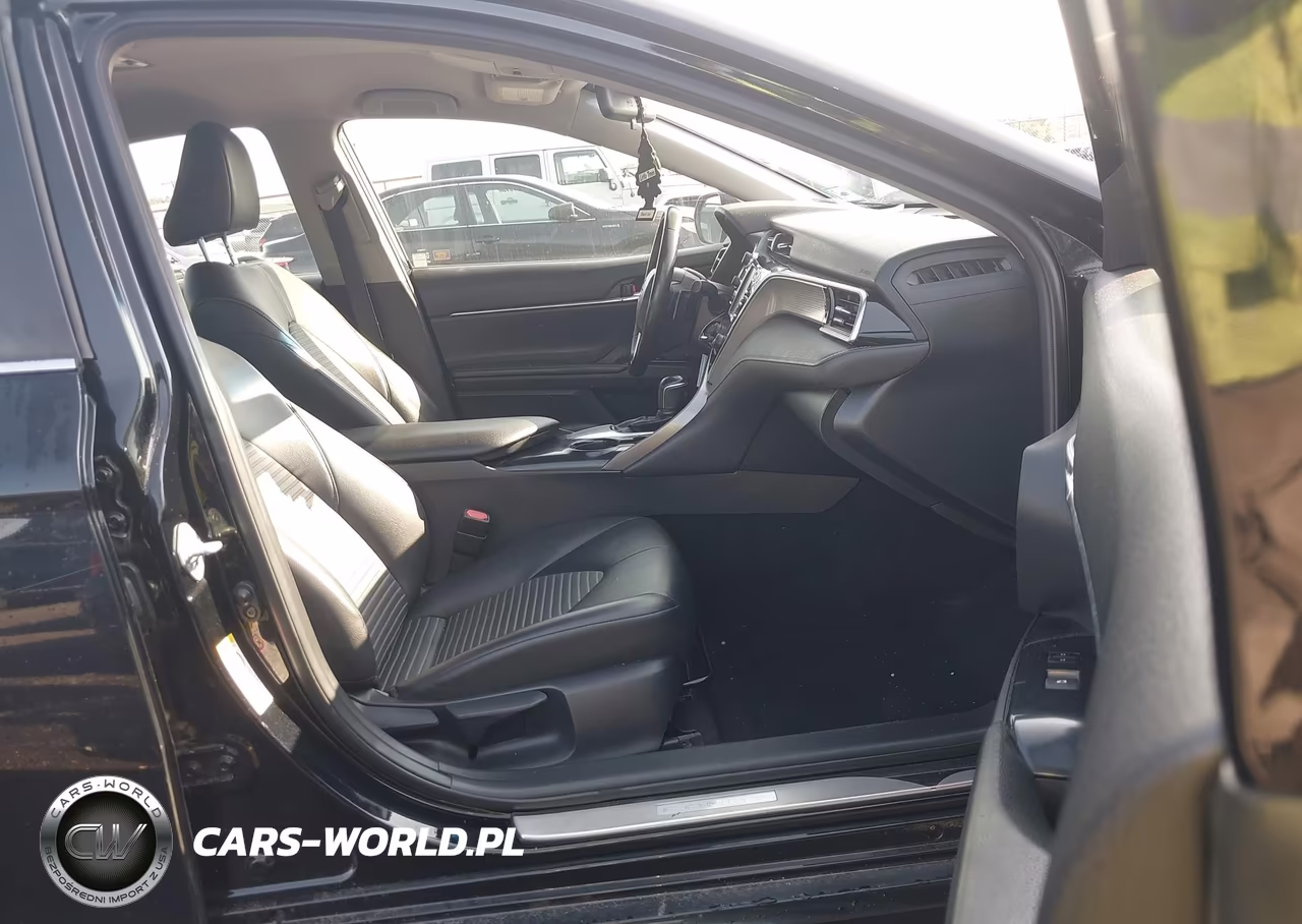 2018 Toyota Camry Se VIN:JTNB11HK0J3071244 - 5