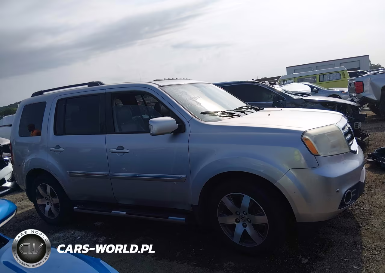 2013 Honda Pilot Touring VIN:5FNYF4H98DB070607 - 13