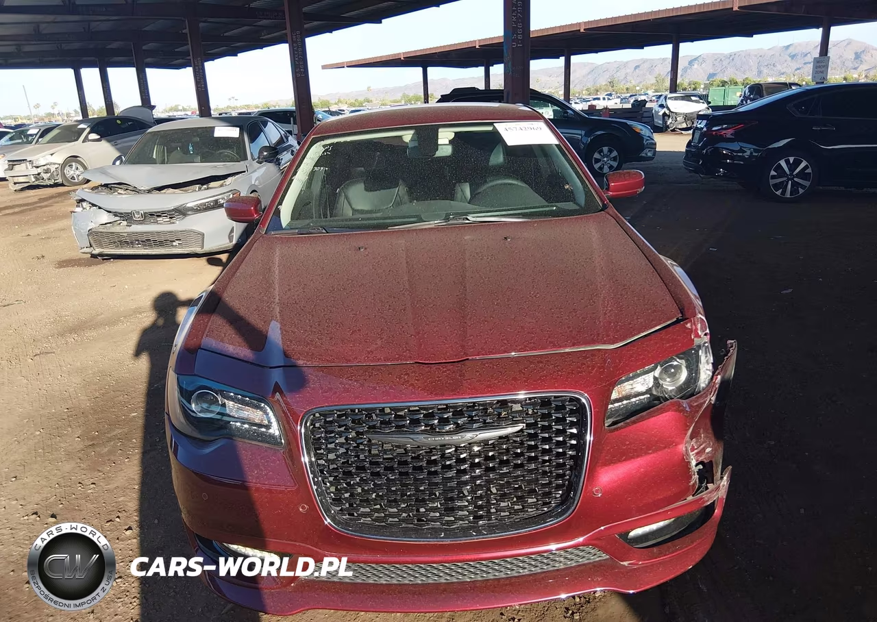 2023 Chrysler 300 Touring L VIN:2C3CCADG5PH573309 - 12