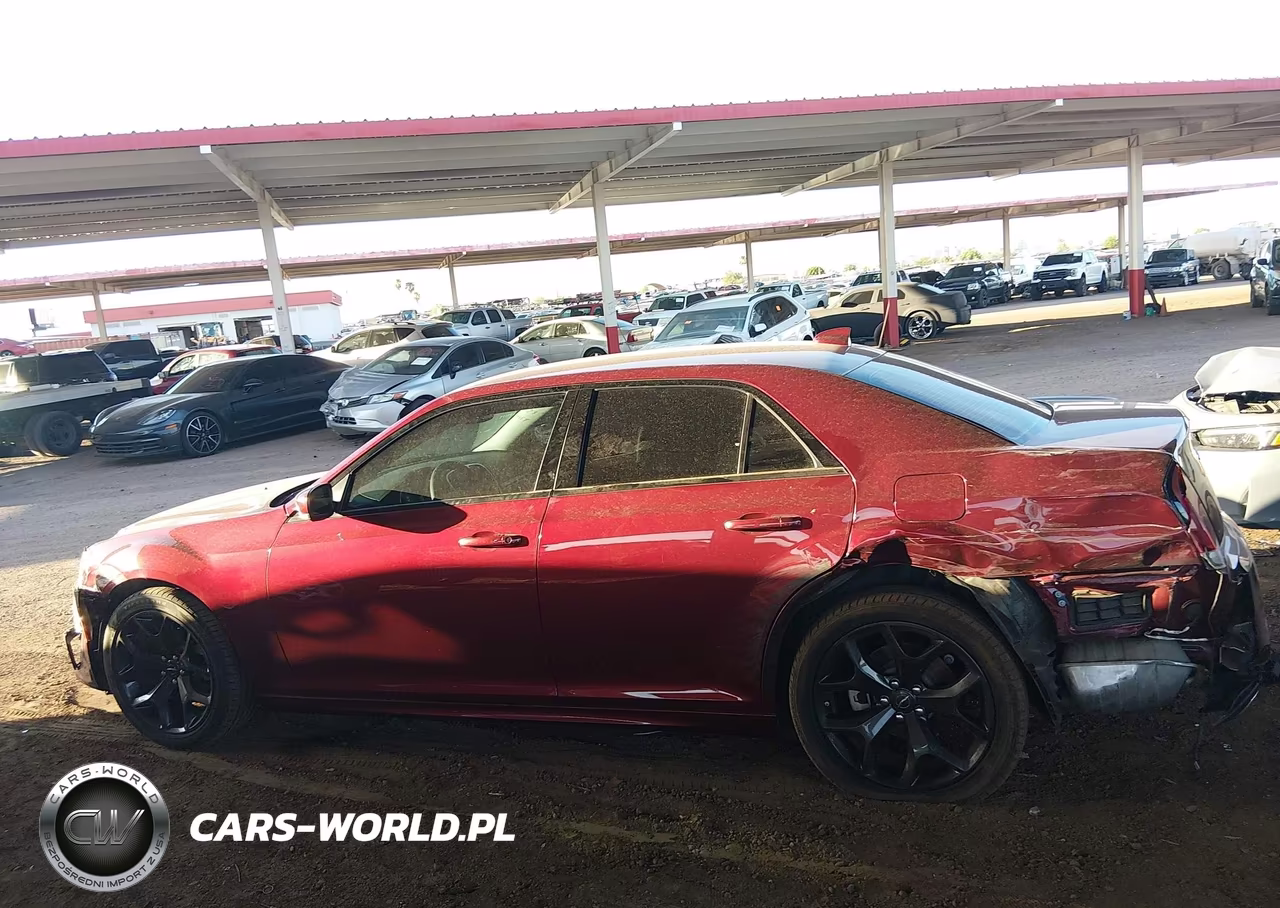 2023 Chrysler 300 Touring L VIN:2C3CCADG5PH573309 - 14