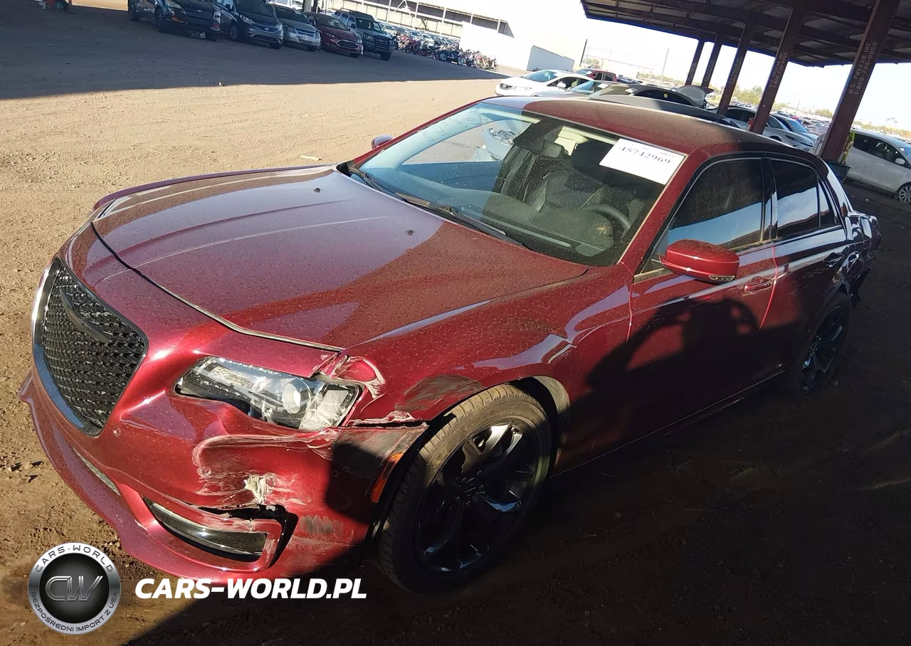 2023 Chrysler 300 Touring L VIN:2C3CCADG5PH573309 - 2