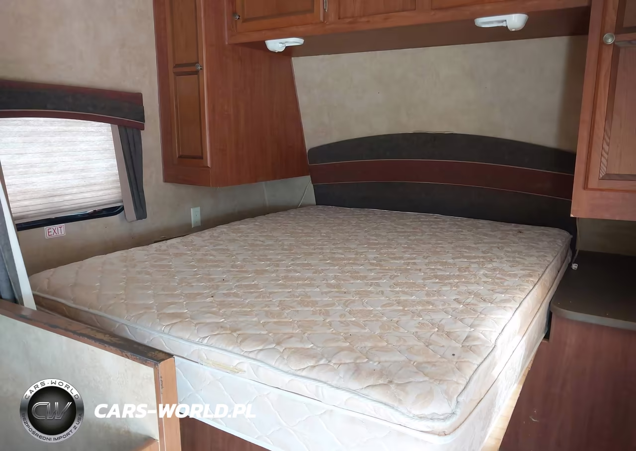 2012 Jayco M22Fb VIN:1UJBJ0BM1C18E0305 - 11