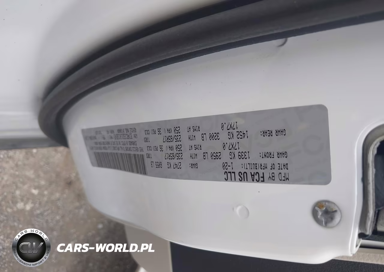 2020 Chrysler Pacifica Touring L Plus VIN:2C4RC1EG1LR158545 - 9