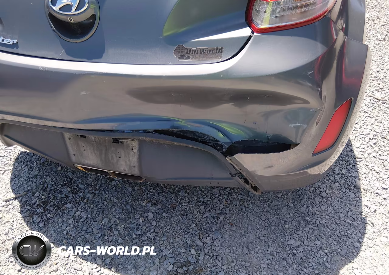 2017 Hyundai Veloster VIN:KMHTC6AD0HU306642 - 19