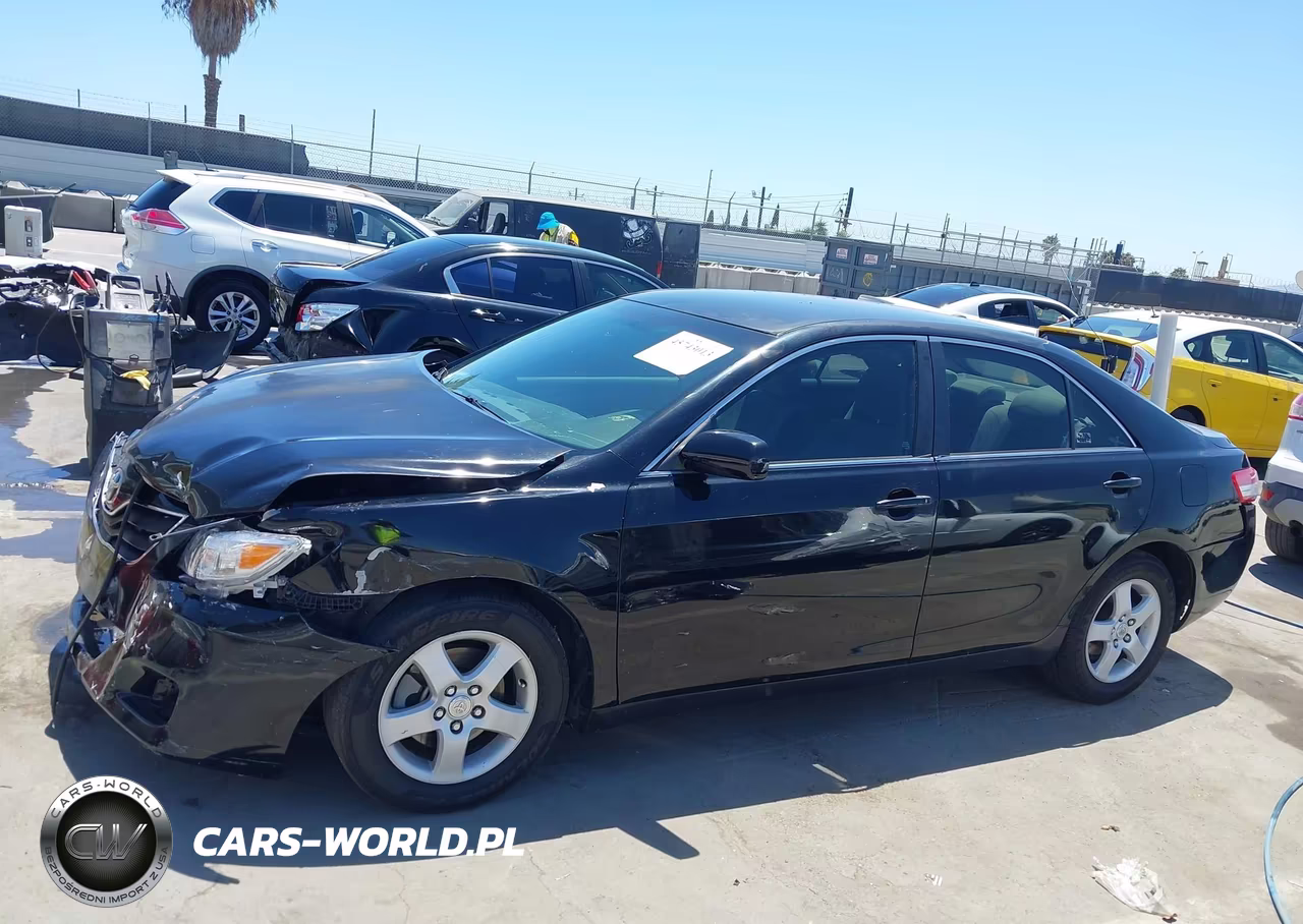 2010 Toyota Camry Le VIN:4T1BF3EK2AU114168 - 14