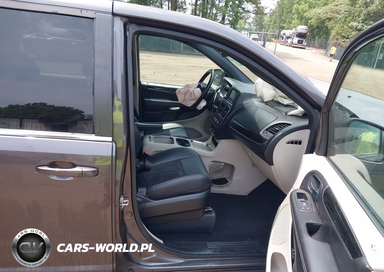 2020 Dodge Grand Caravan Sxt VIN:2C4RDGCG9LR194096 - 5
