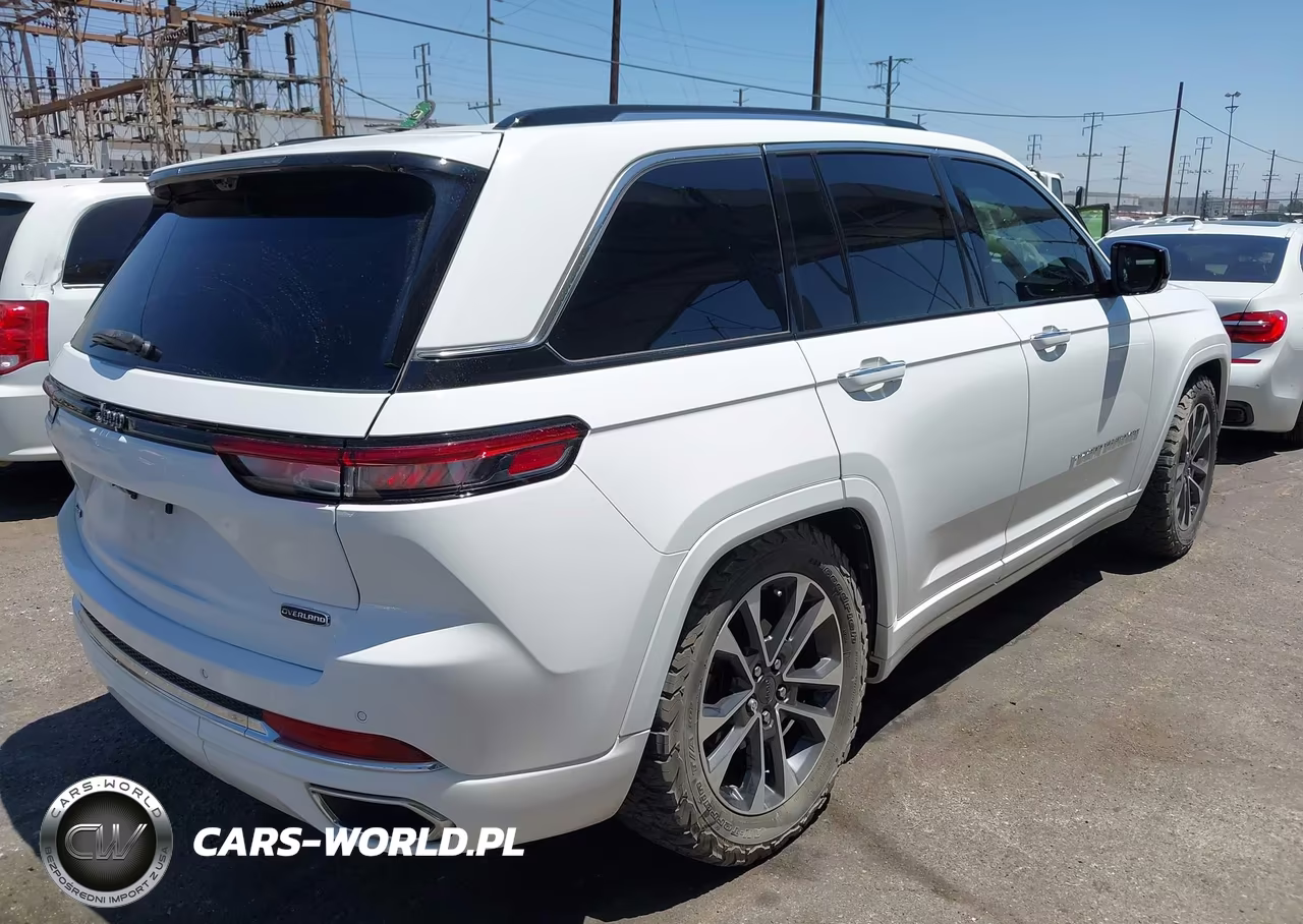 2022 Jeep Grand Cherokee Overland 4X4 VIN:1C4RJHDG5N8564696 - 4