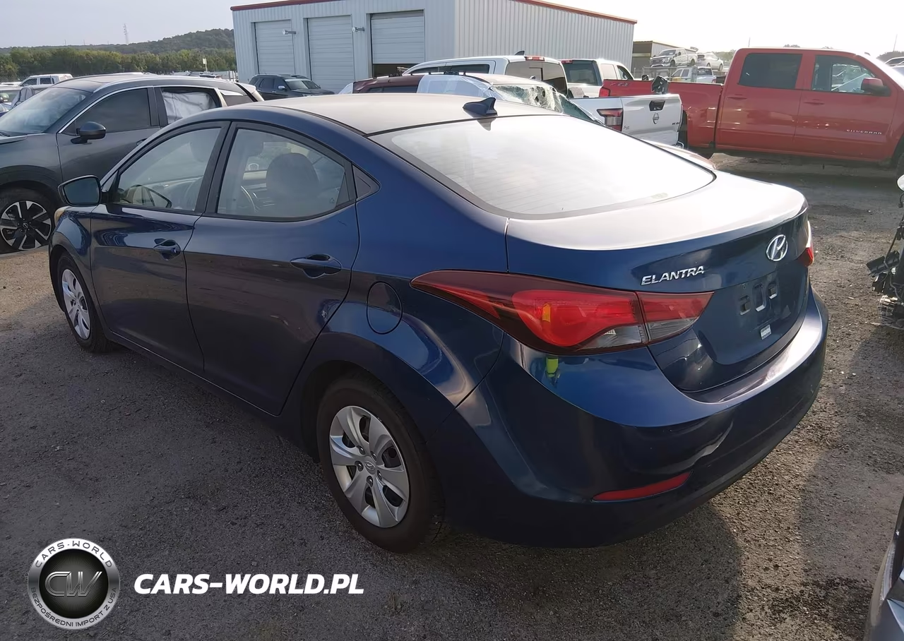 2016 Hyundai Elantra Se VIN:5NPDH4AE7GH739391 - 3