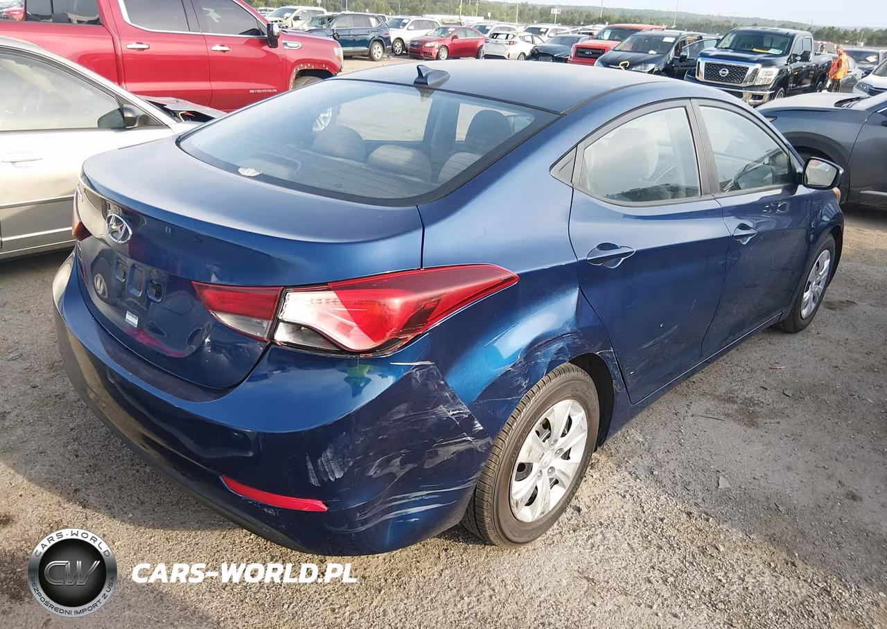 2016 Hyundai Elantra Se VIN:5NPDH4AE7GH739391 - 4