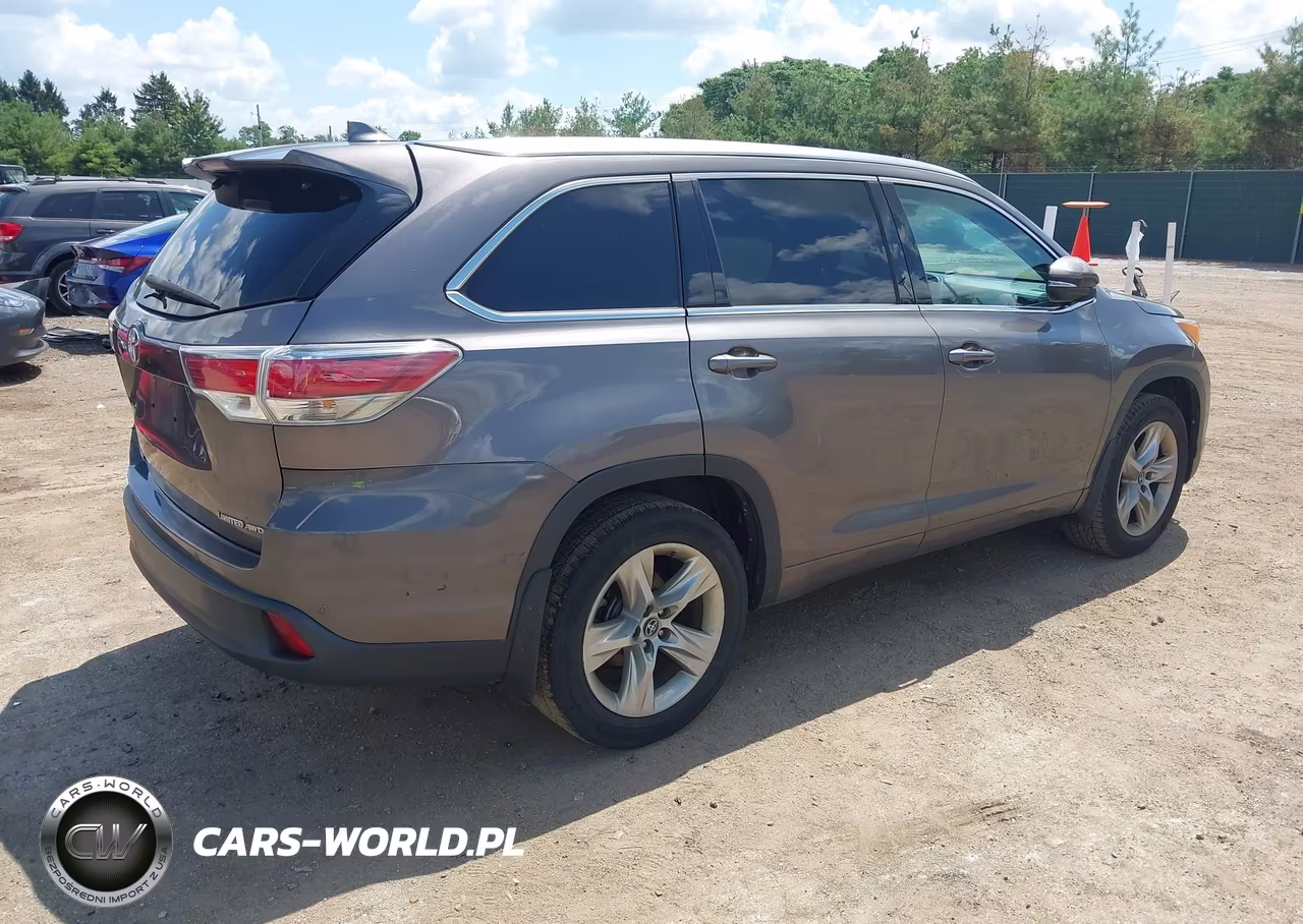 2016 Toyota Highlander Limited Platinum V6 VIN:5TDDKRFH9GS347721 - 4