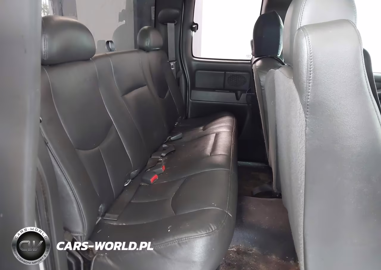 2005 GMC Sierra 1500 Work Truck VIN:1GTEC19V25E330458 - 8