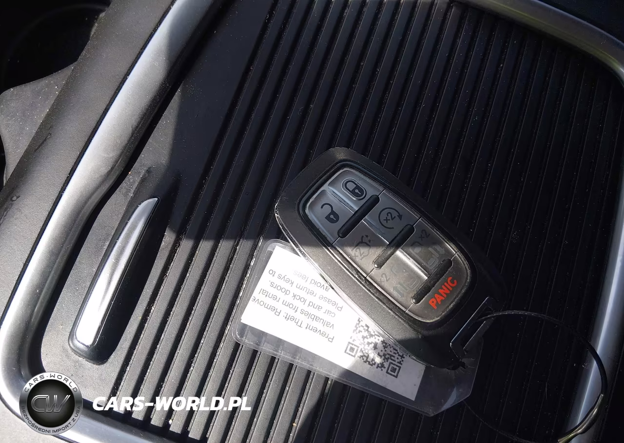 2024 Chrysler Pacifica Touring L VIN:2C4RC1BGXRR123063 - 11