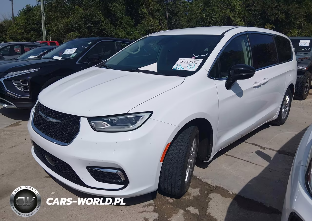 2024 Chrysler Pacifica Touring L VIN:2C4RC1BGXRR123063 - 2