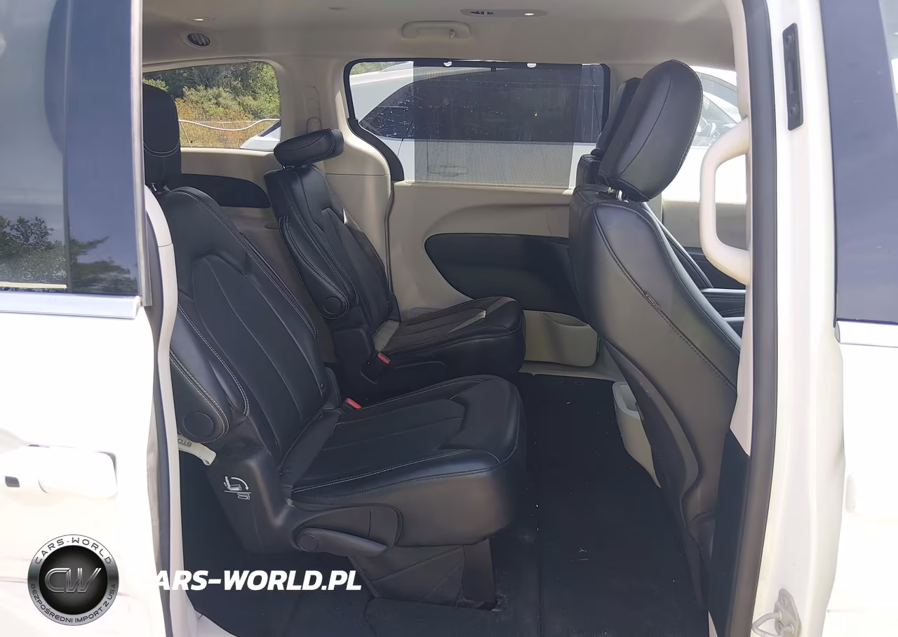 2024 Chrysler Pacifica Touring L VIN:2C4RC1BGXRR123063 - 8