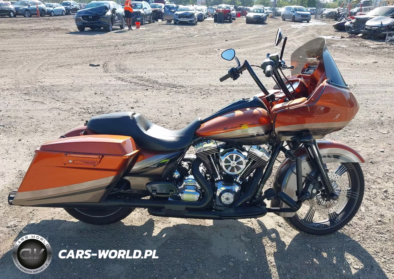 2012 Harley-Davidson Fltrx Road Glide Custom VIN:1HD1KHM1XCB661204 - 11