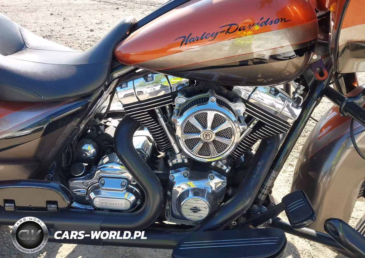 2012 Harley-Davidson Fltrx Road Glide Custom VIN:1HD1KHM1XCB661204 - 8